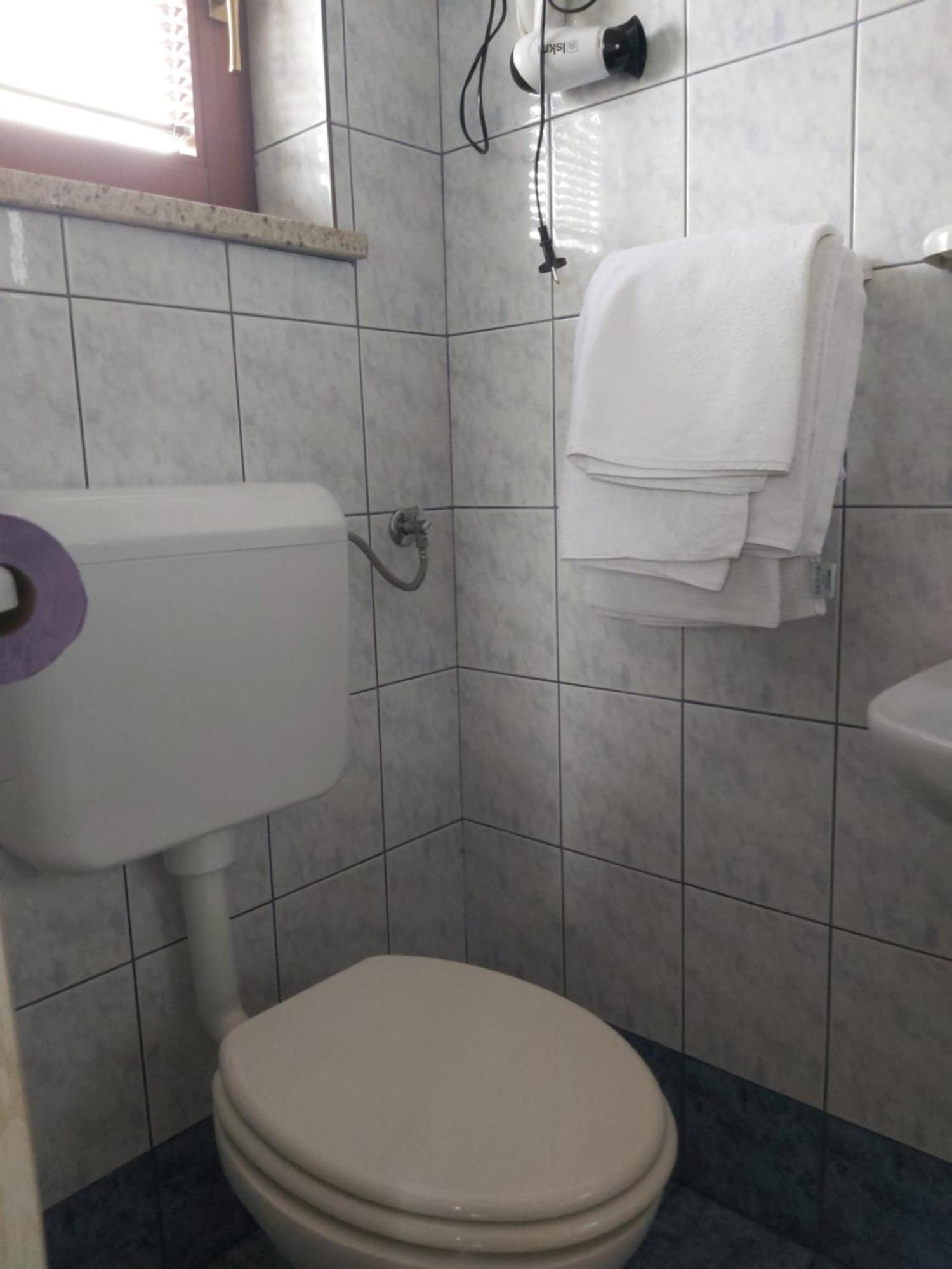 Rooms Zagon Postojna Eksteriør bilde