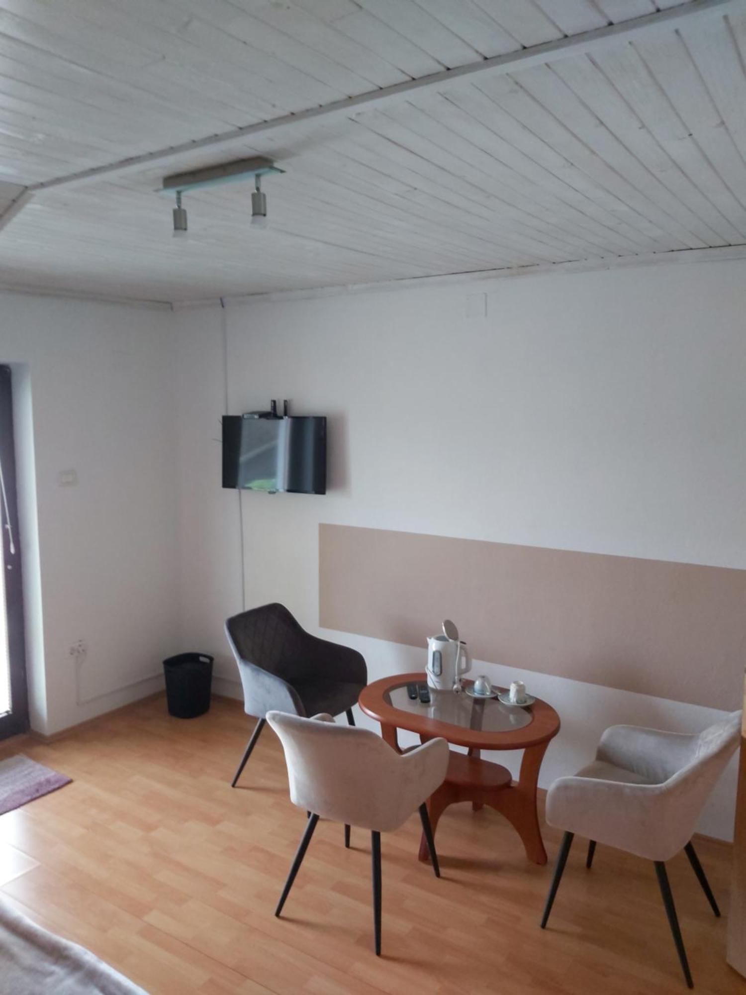 Rooms Zagon Postojna Eksteriør bilde
